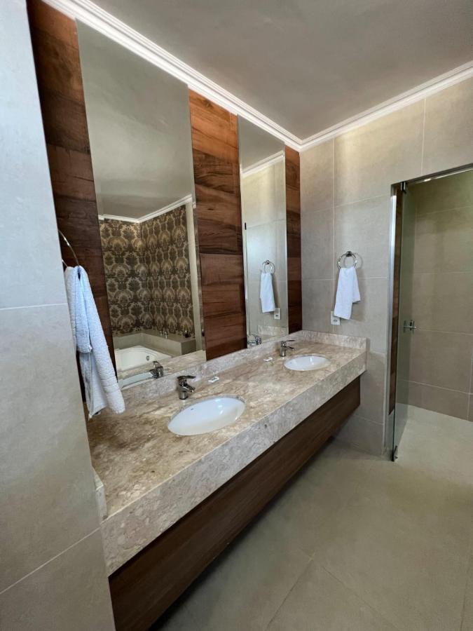 Nantes Executive Hotel Pitanga Luaran gambar