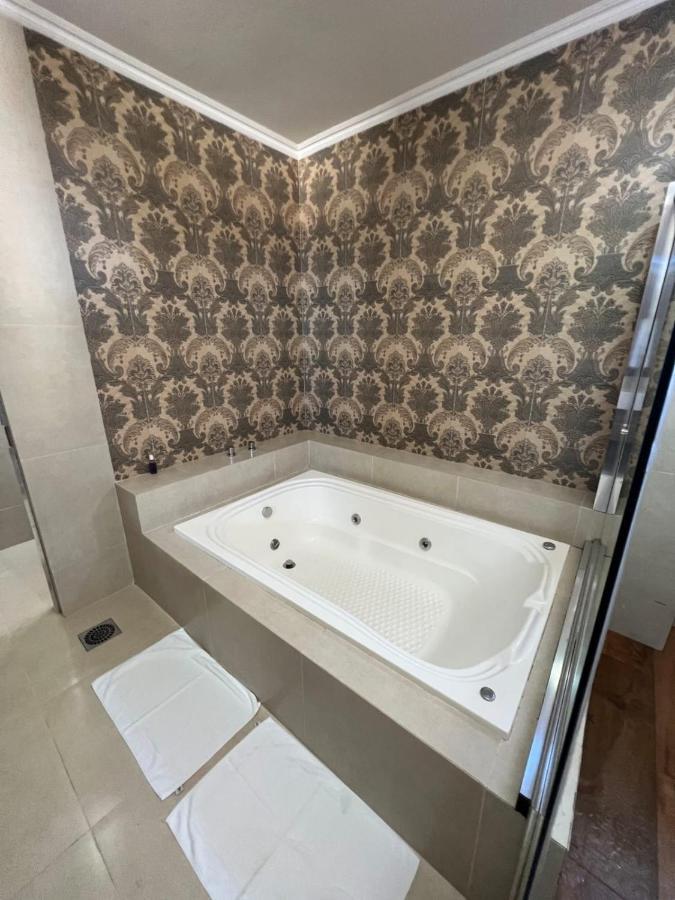 Nantes Executive Hotel Pitanga Luaran gambar